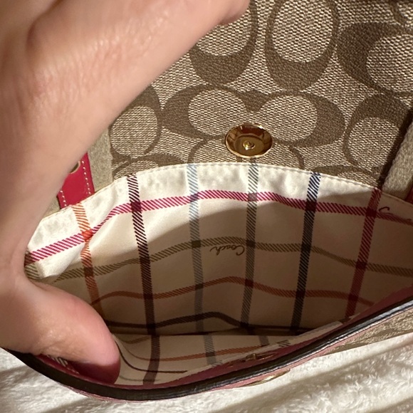 Coach Brown and Pink Signature Tote - Picture 11 of 13